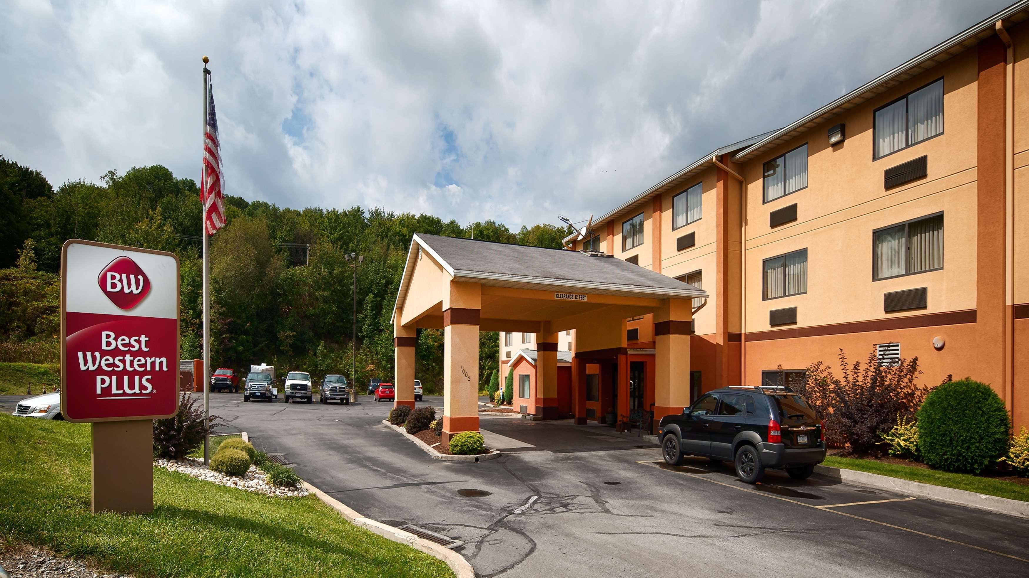 Best Western Plus Executive Inn St. Marys Exteriör bild